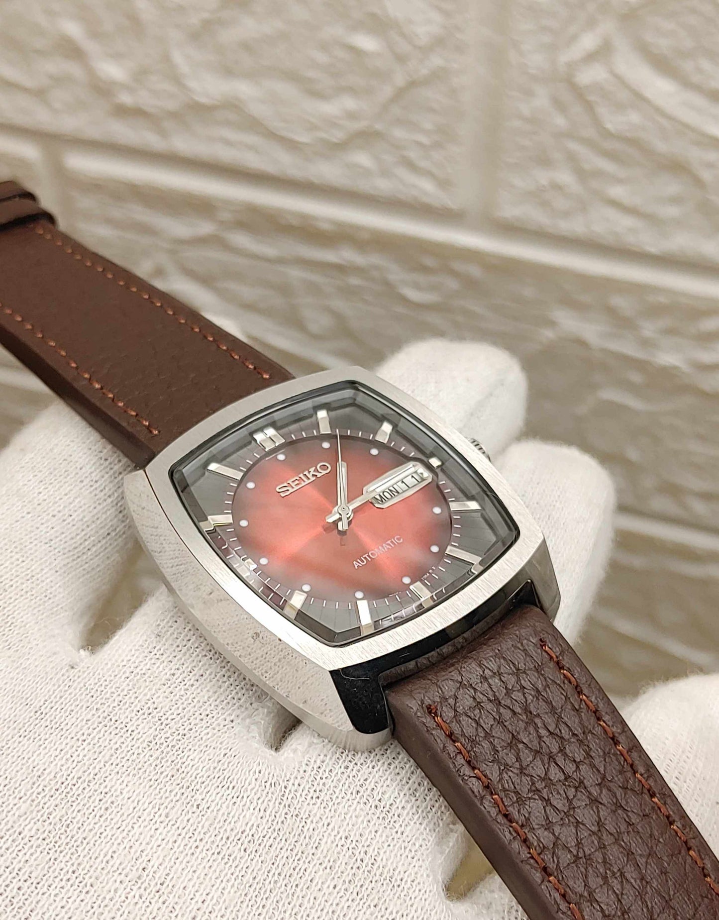 Seiko Recrafted Automatic Watch For men in leather straps