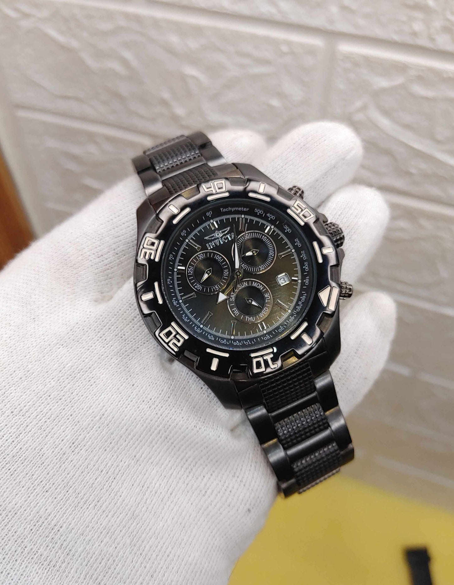 Invicta Black Chornograph Wrist Watch For Men Solid Stainless Steel.