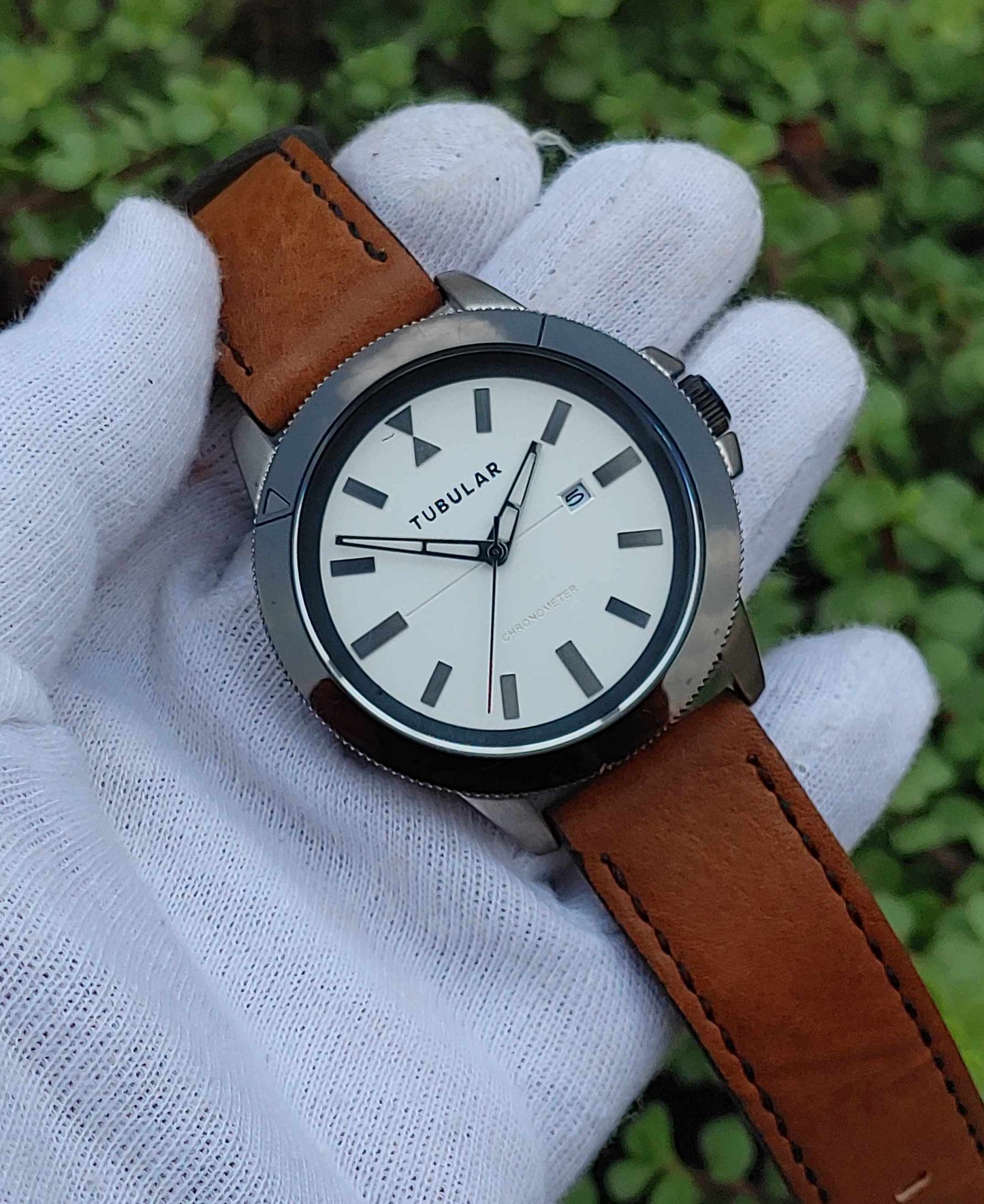 Tubular brown Leather Strap Watch for men