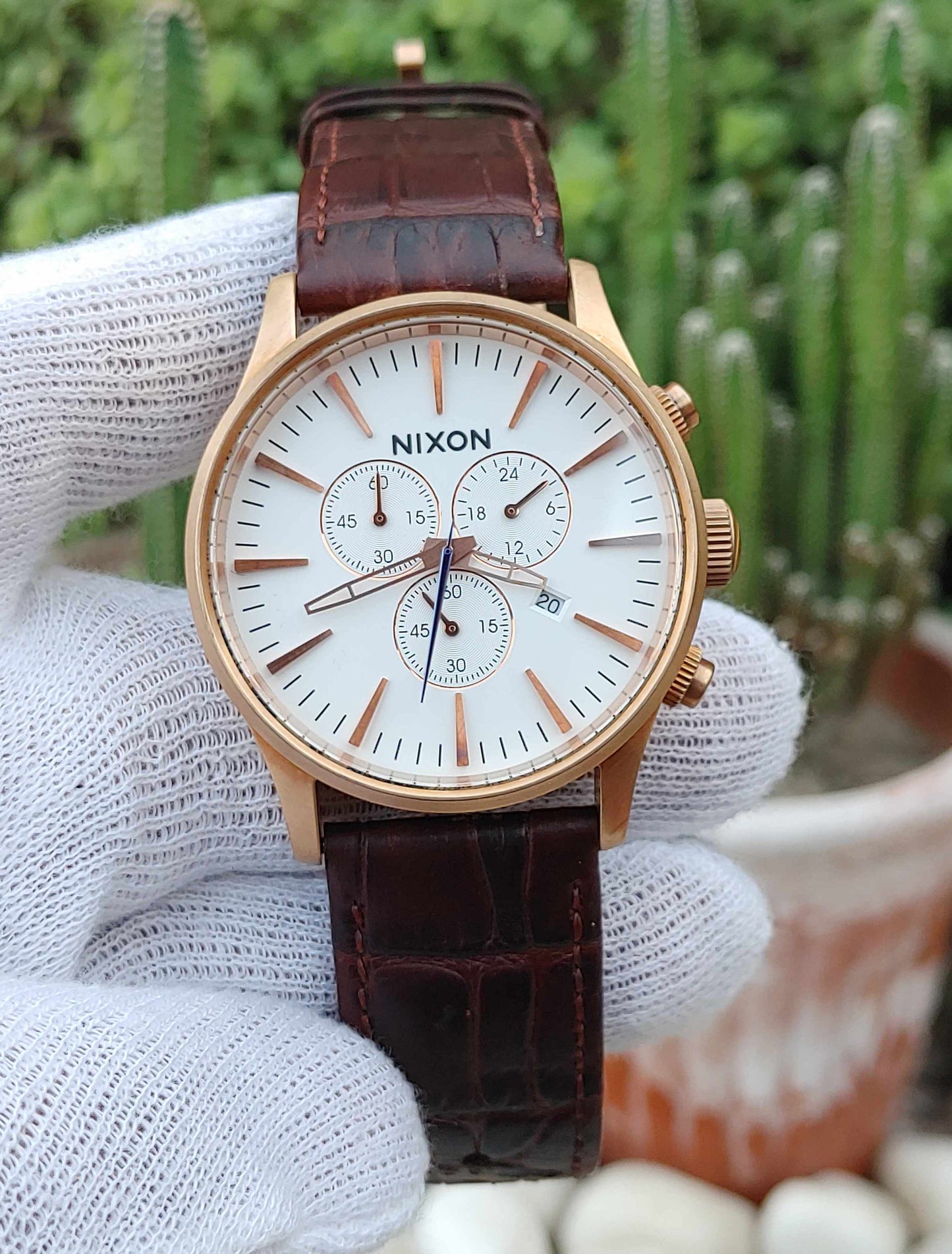 Nixon The Sentry Chrono Leather Strap Wrist Watch For Men Swiss Quartz