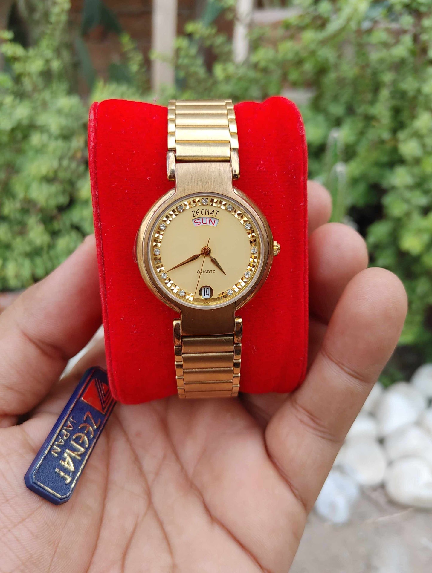 Zeenat Vintage Gold Japan Watch For Men 90s Pre Loved Watch