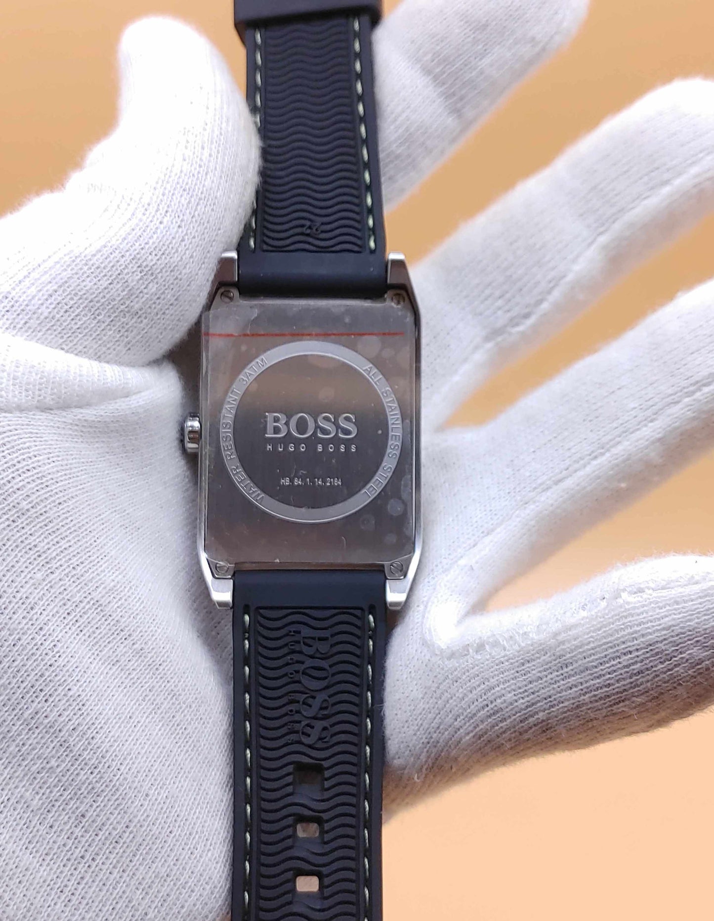 Hugo Boss Sqaure Dial Wrist Watch For Men 42mm Case Diameter Movement Japan