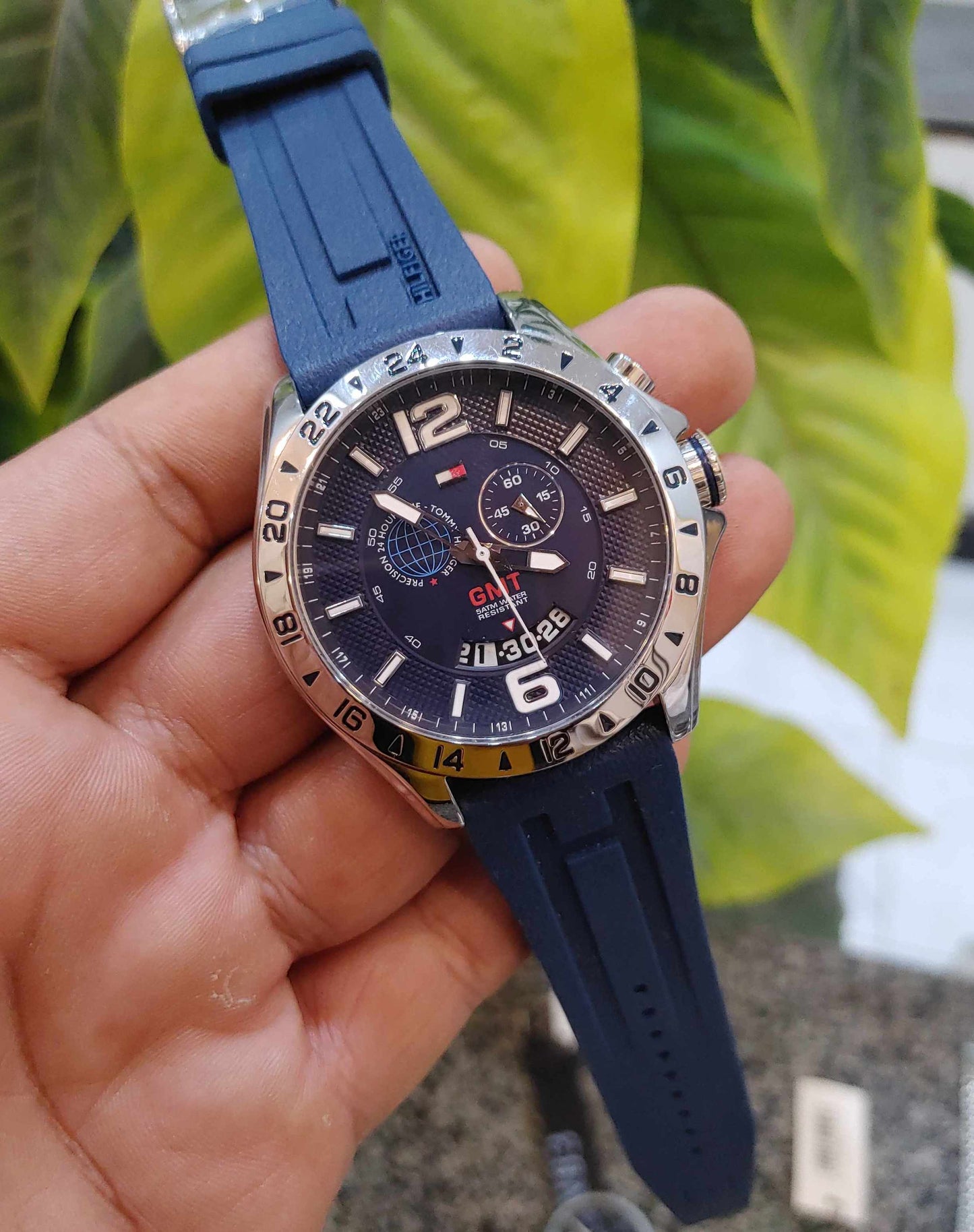 Tommy Hilfiger Swiss Watch GMT for Men in Rubber Strap