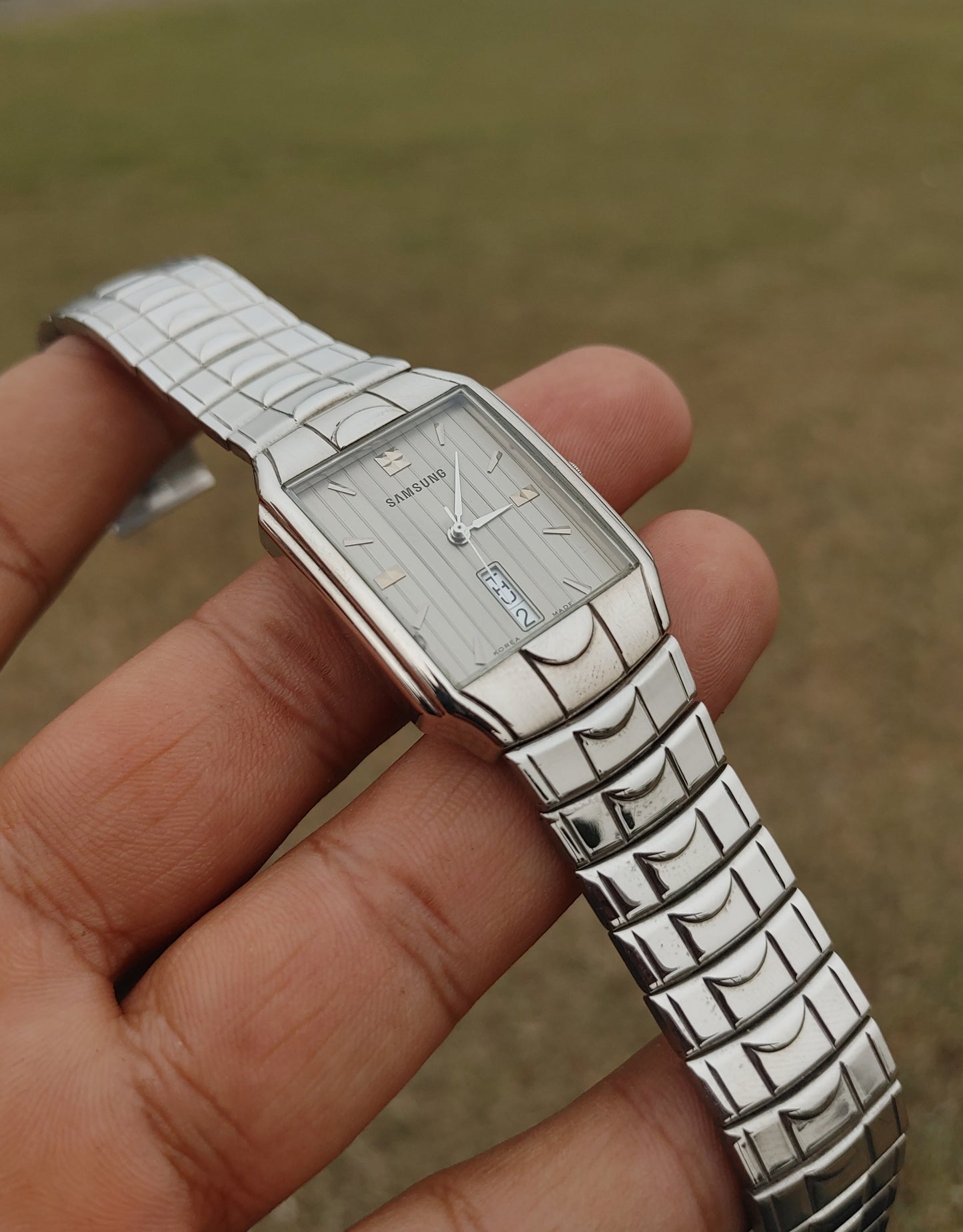 Samsung Vintage Stainless Steel Quartz Watch With Day and Date at 6